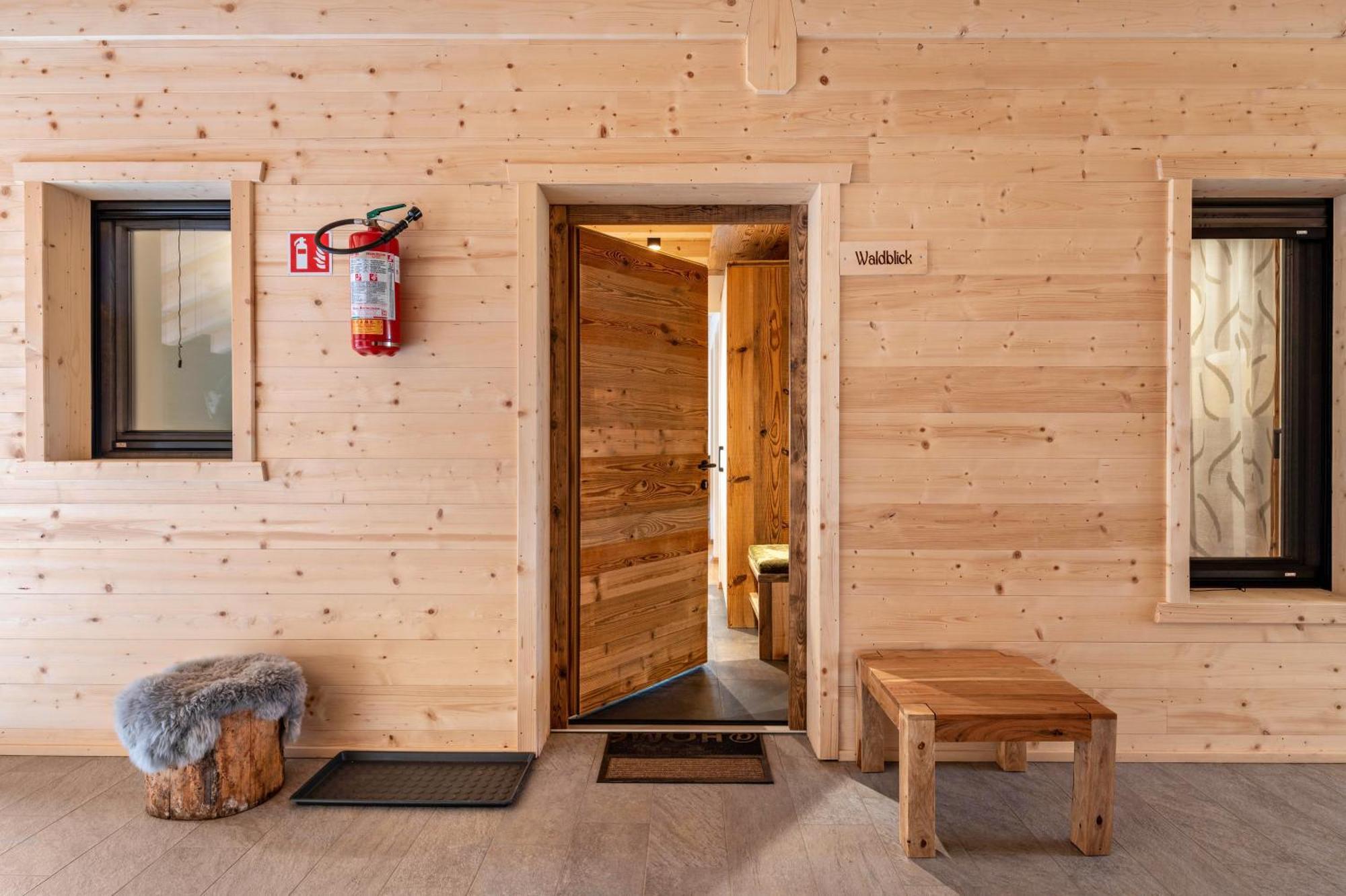 Blosegghof Bergchalets Waldblick Racines Bagian luar foto